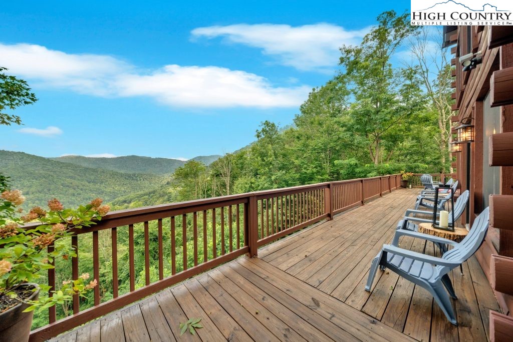 409 Jewelweed Trail