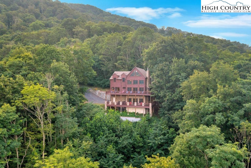 409 Jewelweed Trail