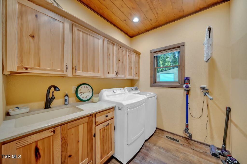 139 Lakeridge Lane