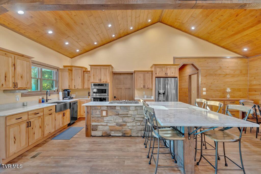 139 Lakeridge Lane