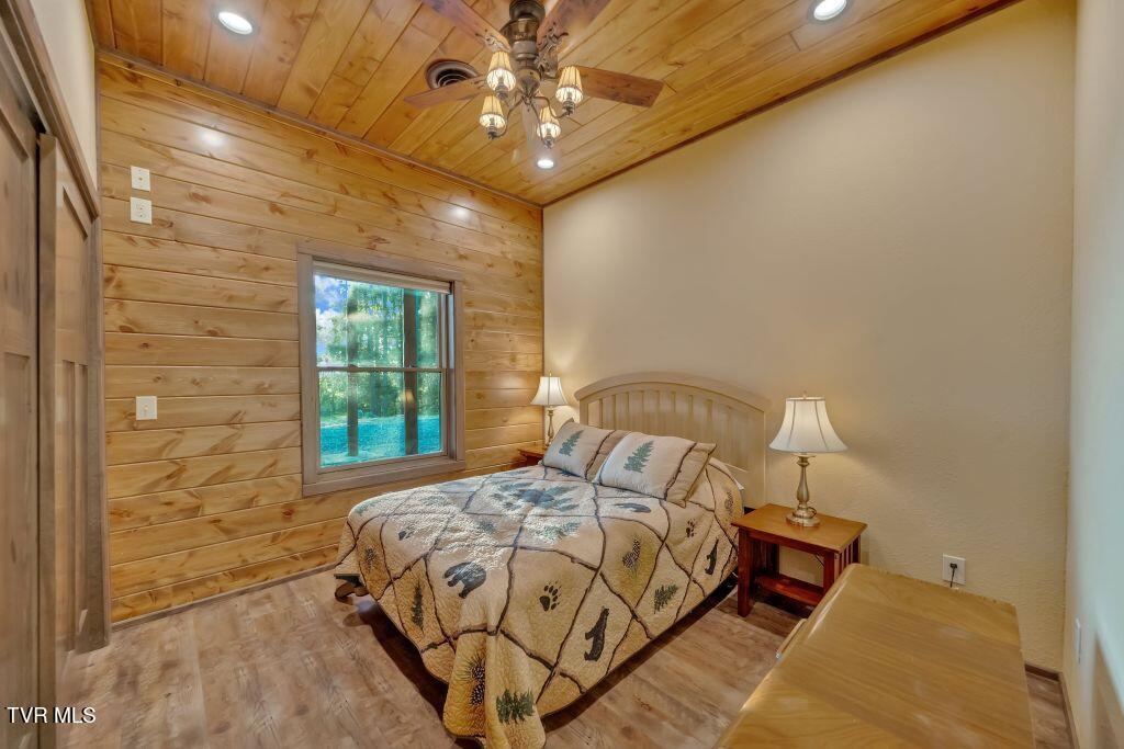 139 Lakeridge Lane