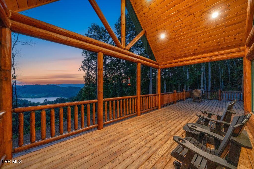 139 Lakeridge Lane