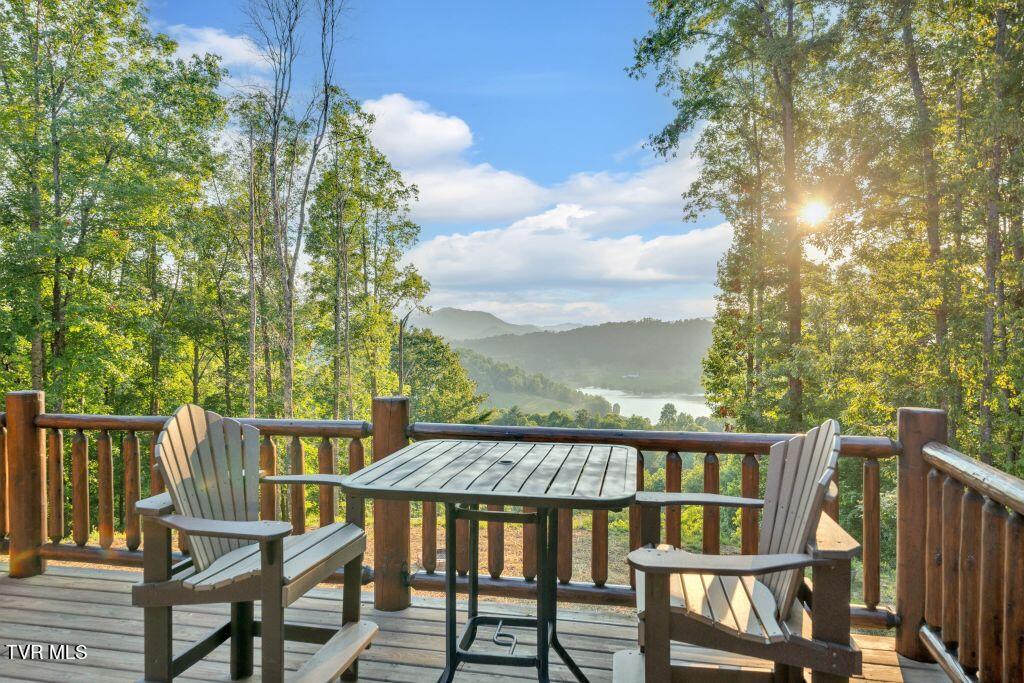 139 Lakeridge Lane