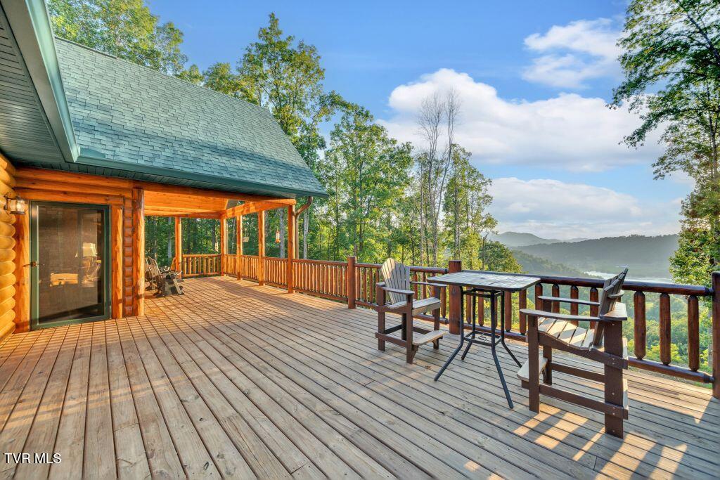139 Lakeridge Lane