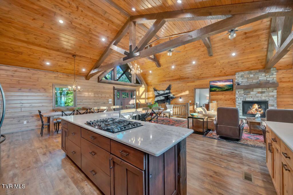 139 Lakeridge Lane