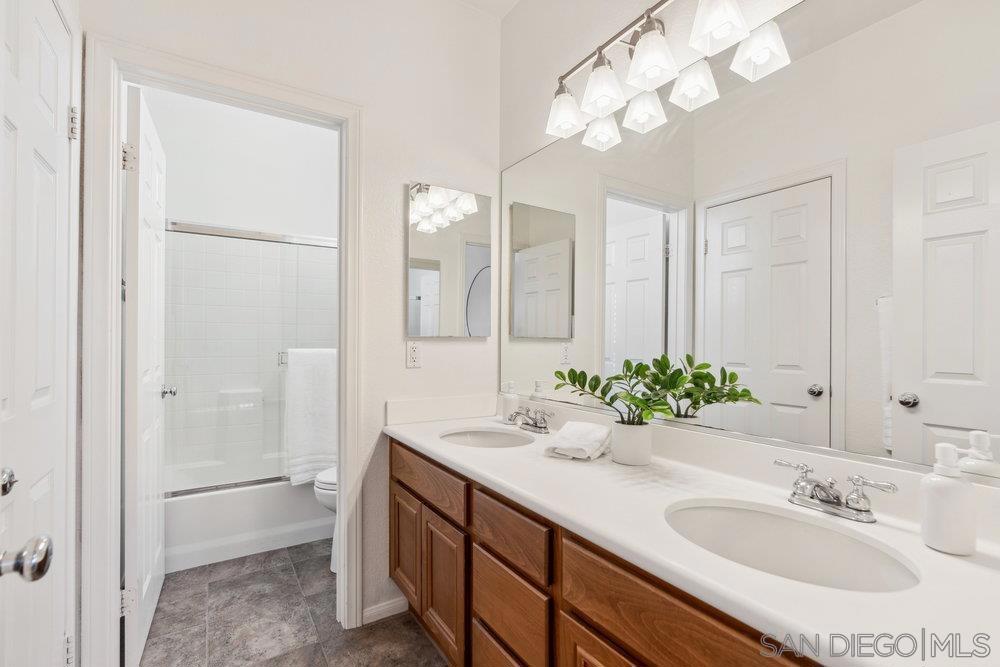 2793 Matera Ln