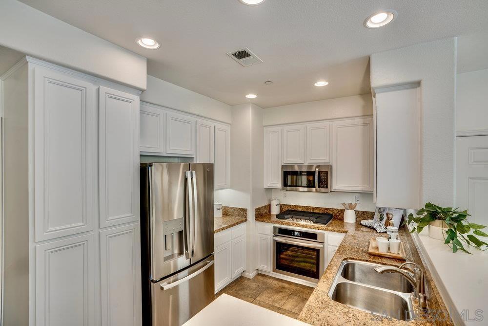 2793 Matera Ln