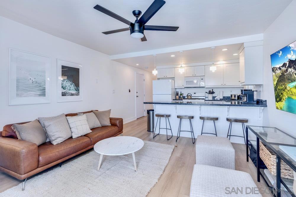 3536 40 Bayside Walk