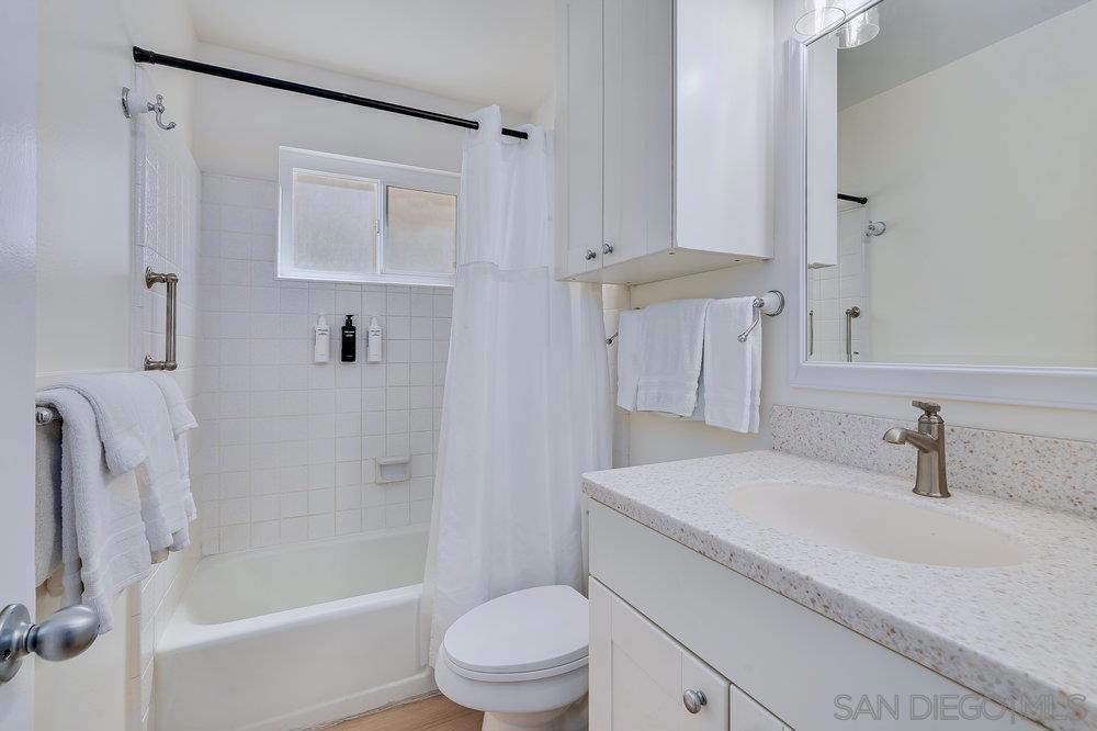 3536 40 Bayside Walk