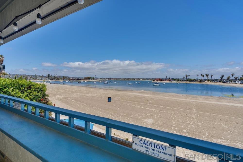 3536 40 Bayside Walk