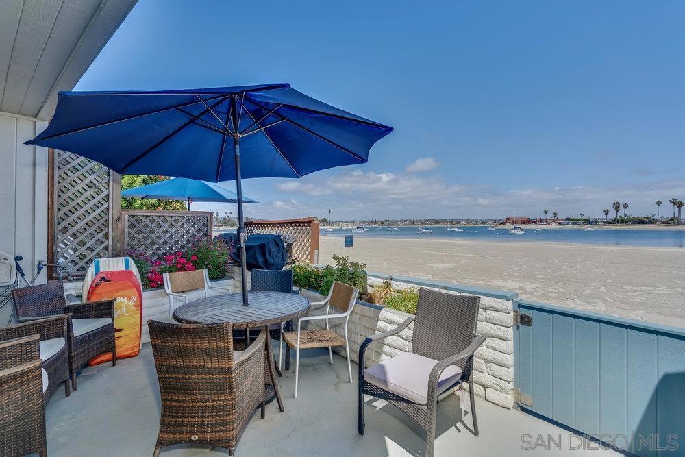 3536 40 Bayside Walk