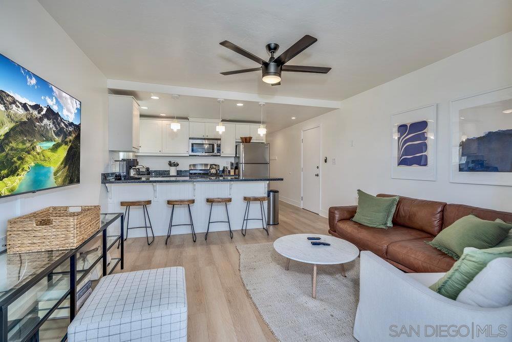 3536 40 Bayside Walk