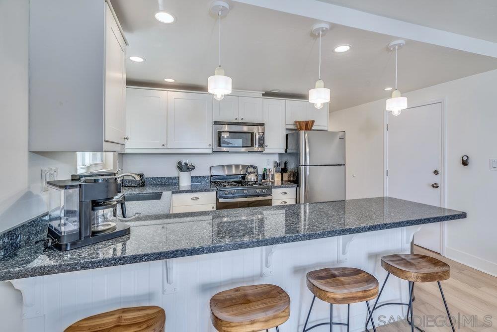 3536 40 Bayside Walk