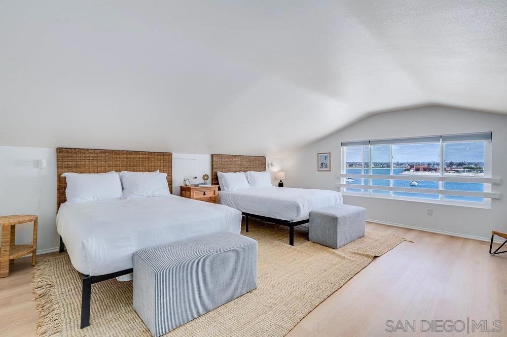 3536 40 Bayside Walk