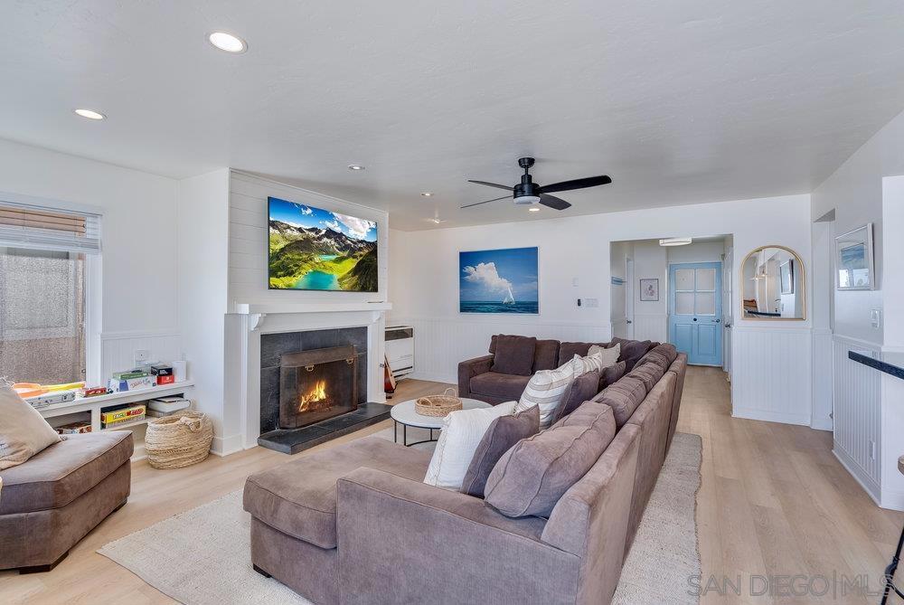 3536 40 Bayside Walk