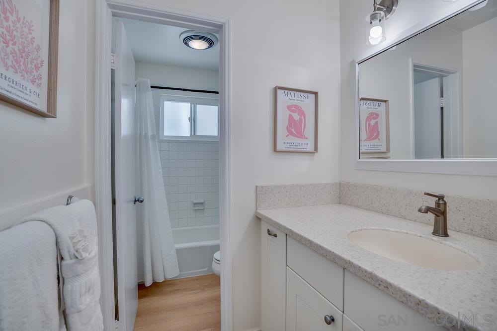 3536 40 Bayside Walk