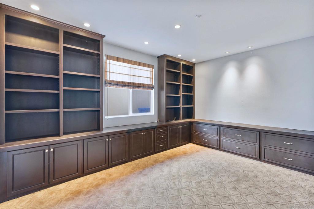 16220 PALOMINO MESA CT