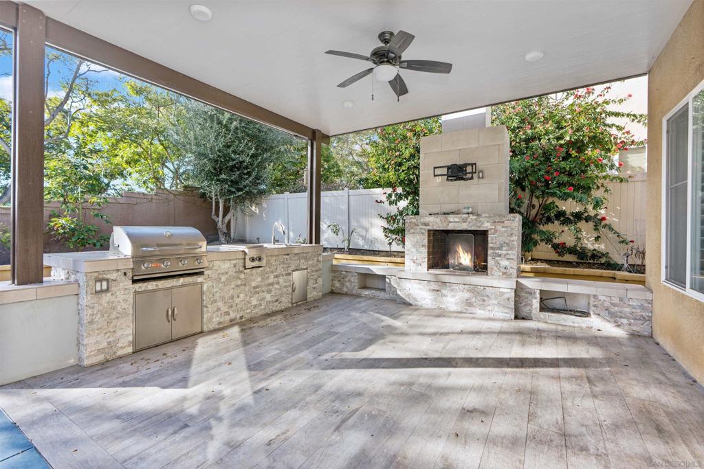 16220 PALOMINO MESA CT