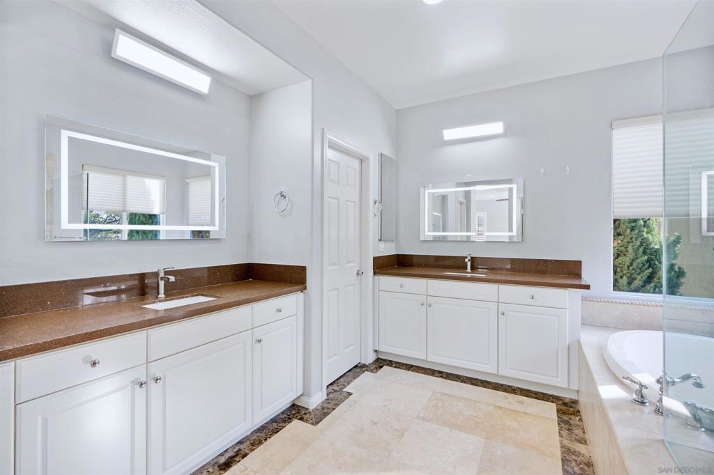 16220 PALOMINO MESA CT