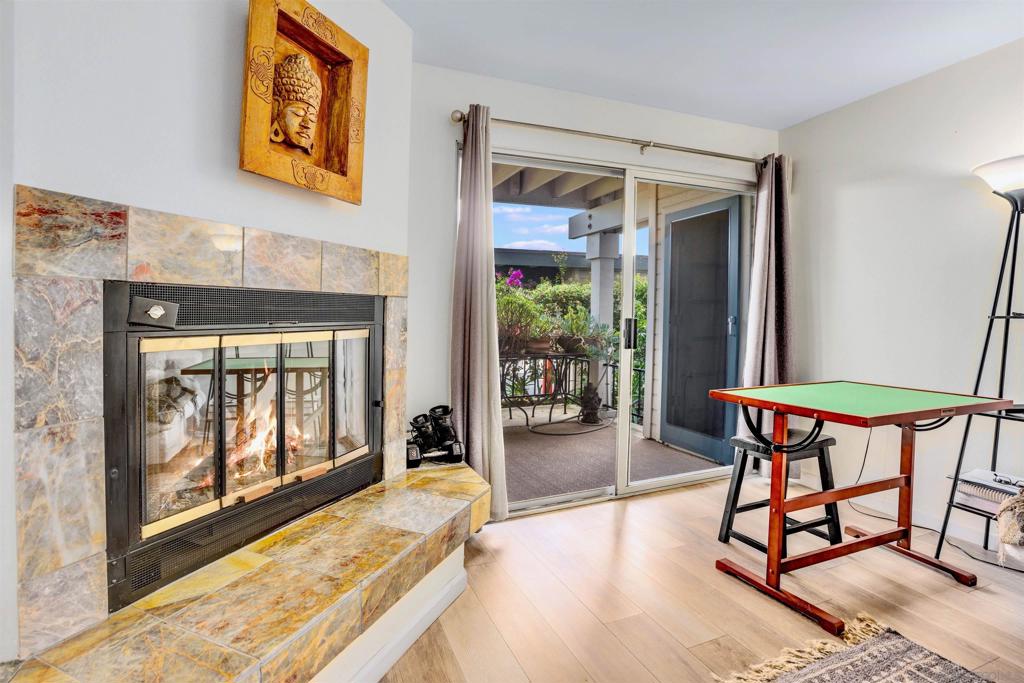 1616 CIRCA DEL LAGO C #108