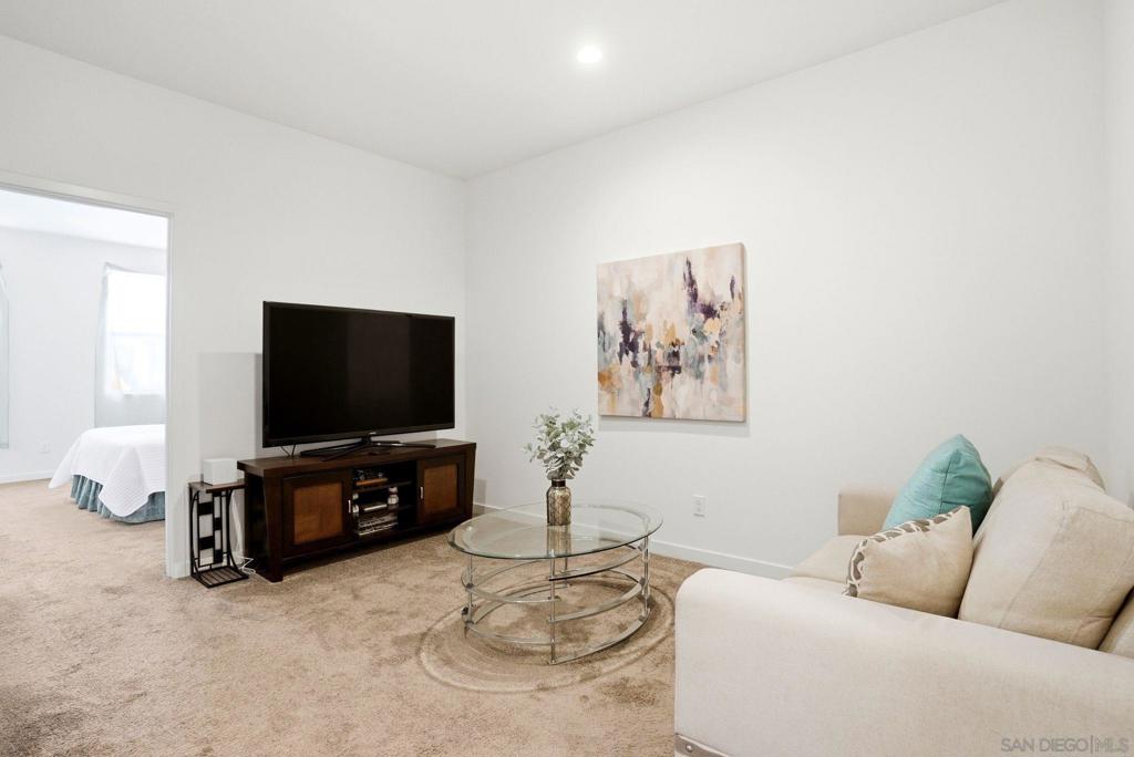 4129 Sitio Flor