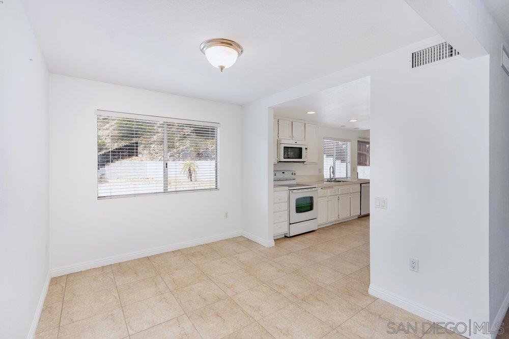 3380 Mount Ariane