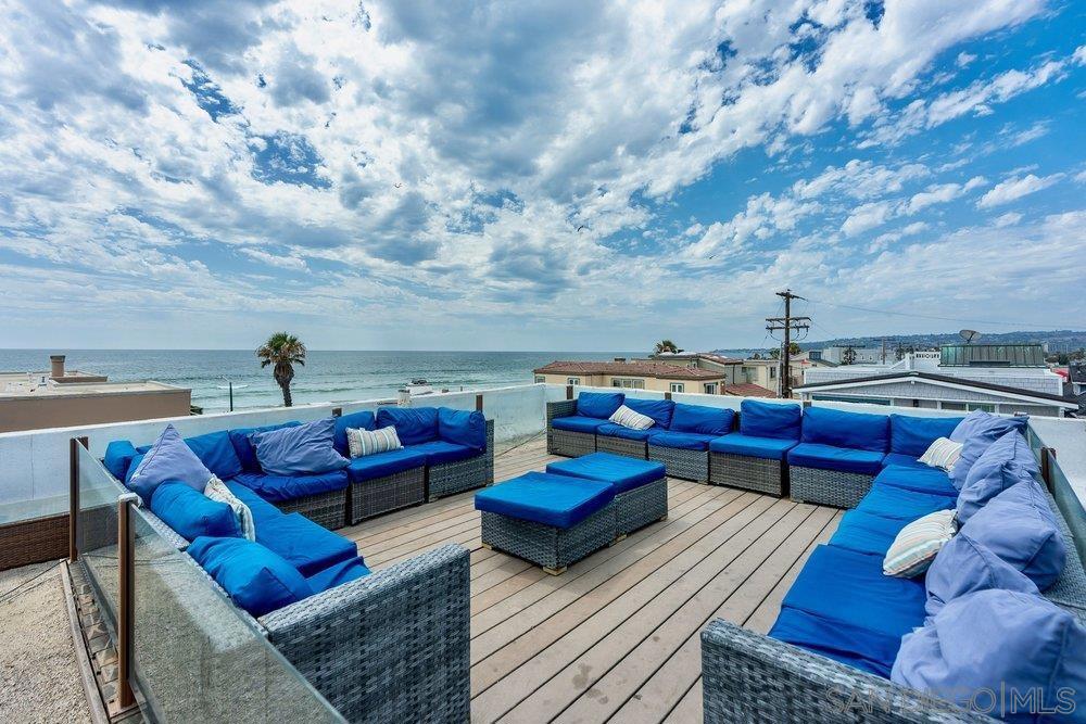 711 Island Ct B