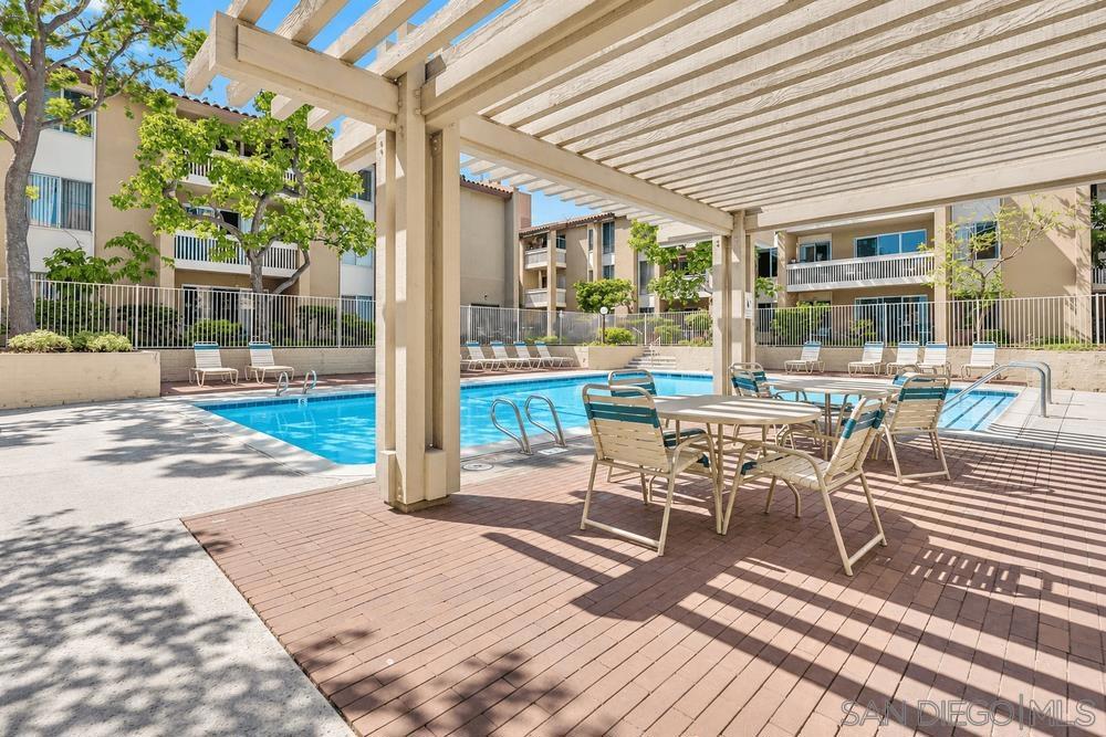 1855 Diamond St 220
