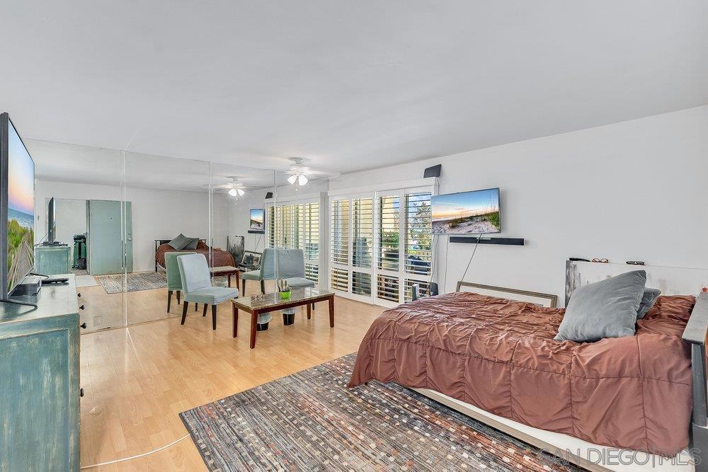 1855 Diamond St 220