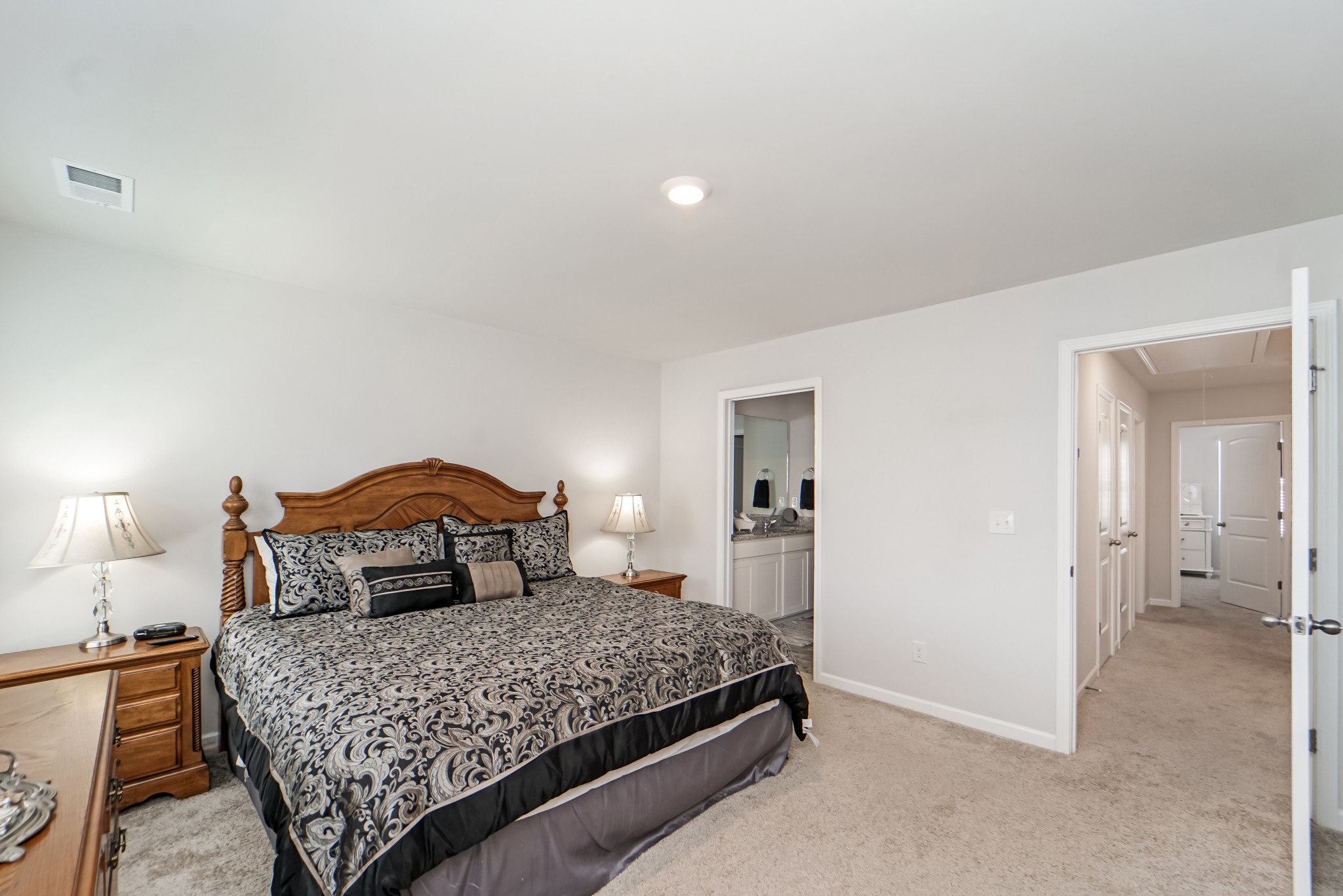 802 Dallas Dr