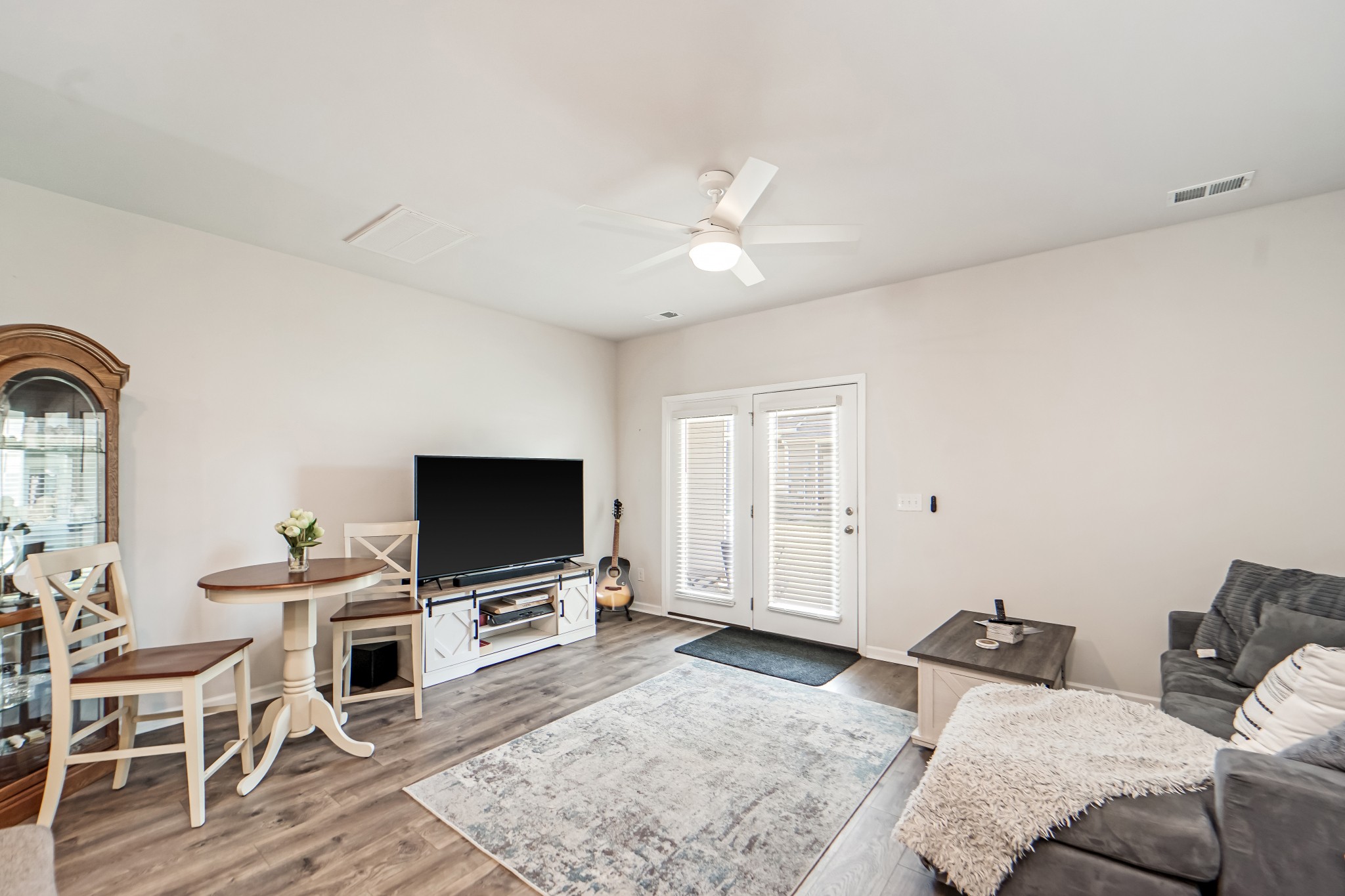 802 Dallas Dr