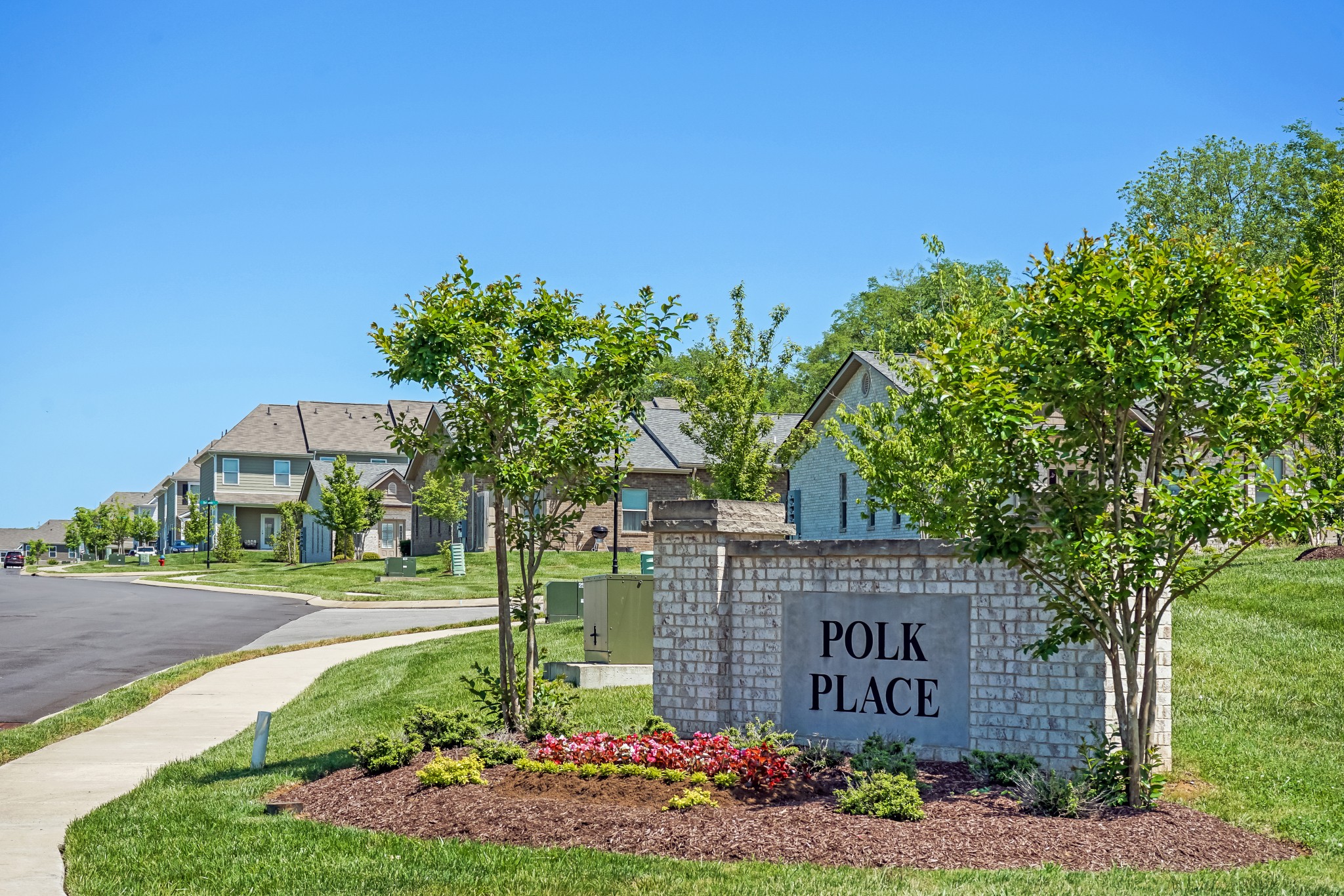 802 Dallas Dr