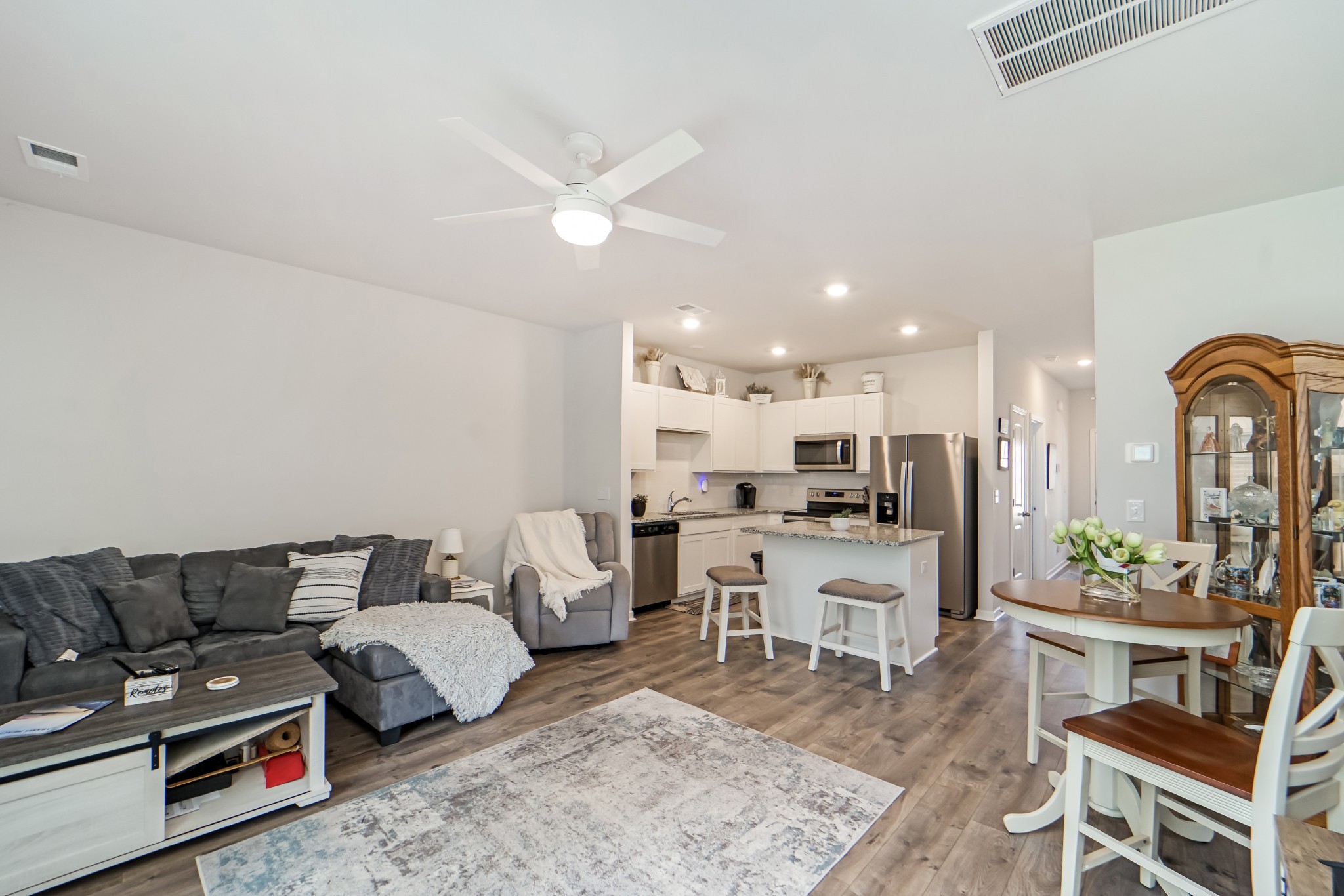 802 Dallas Dr