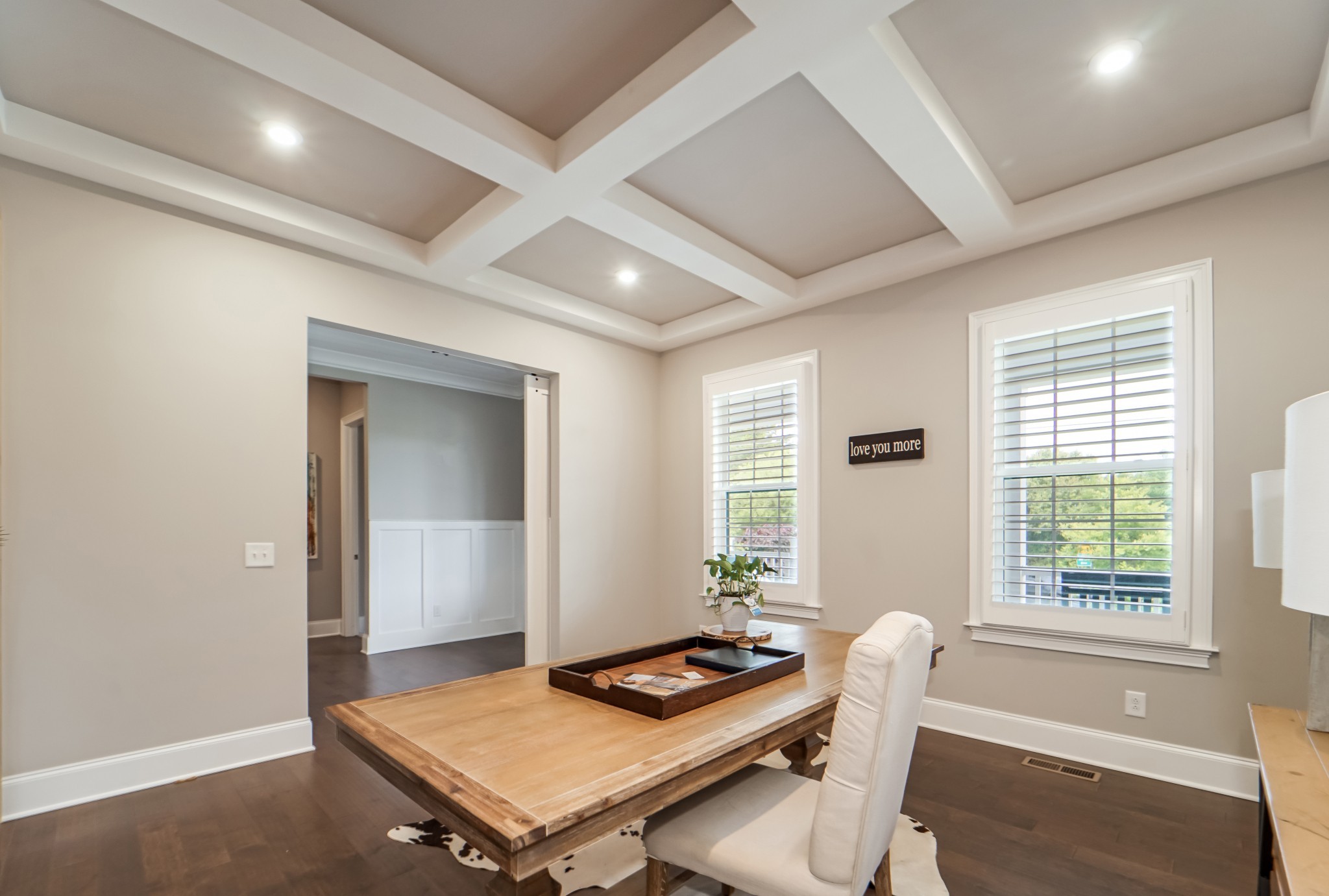 1042 Carlisle Ln
