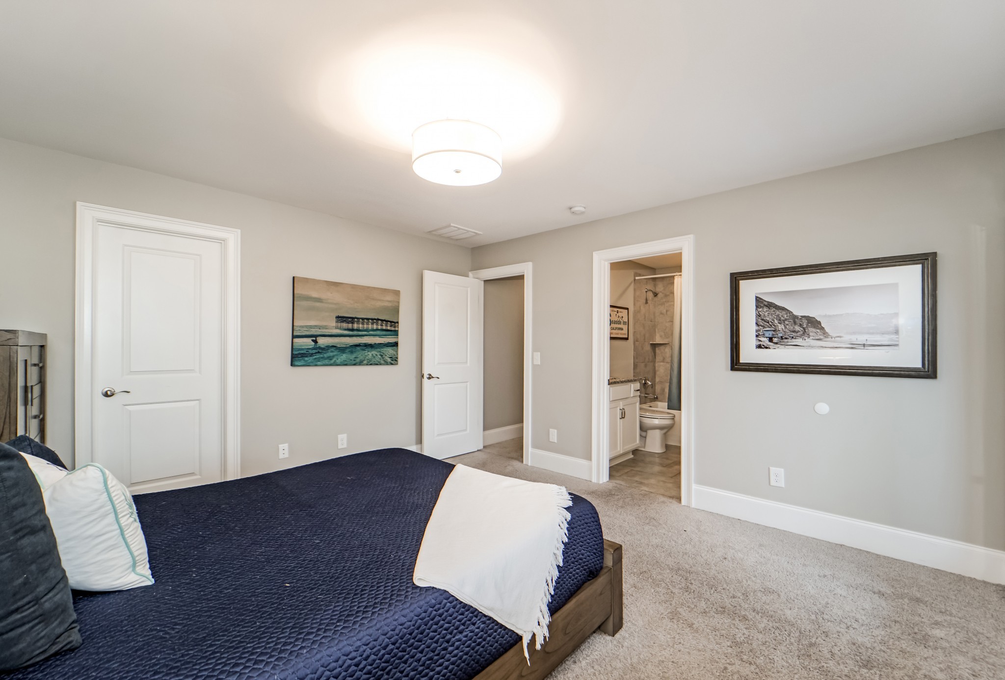 1042 Carlisle Ln