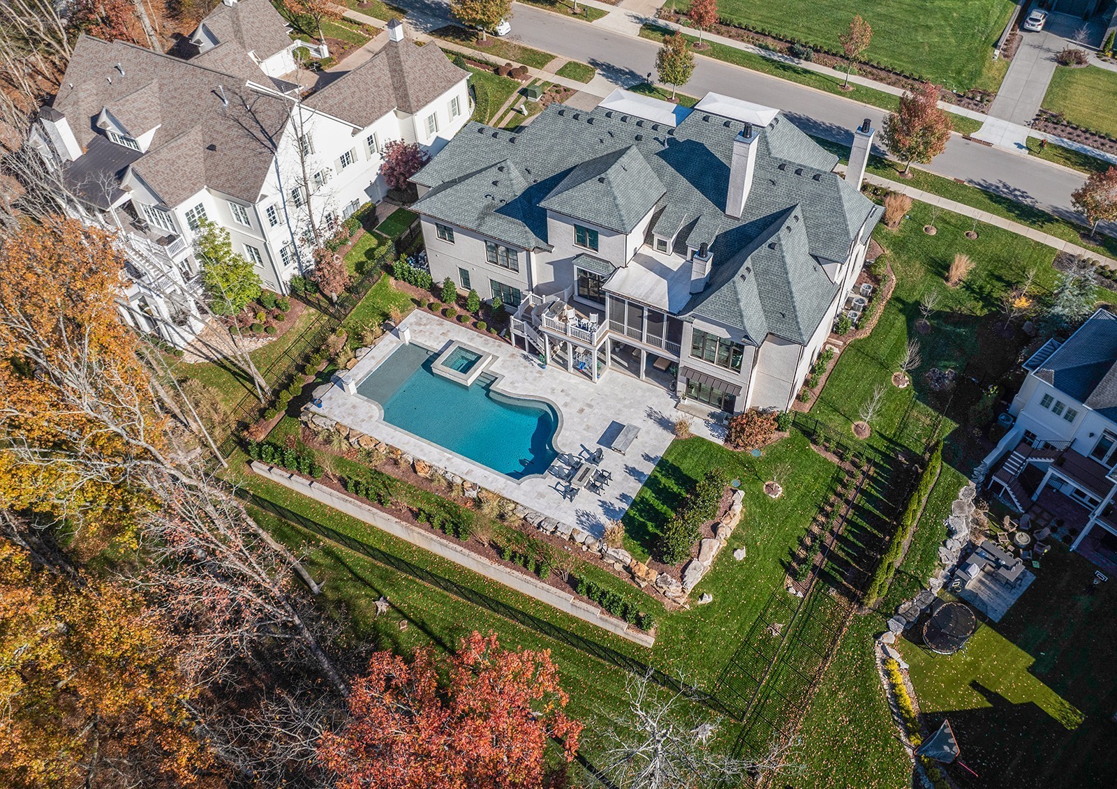 8499 Heirloom Blvd