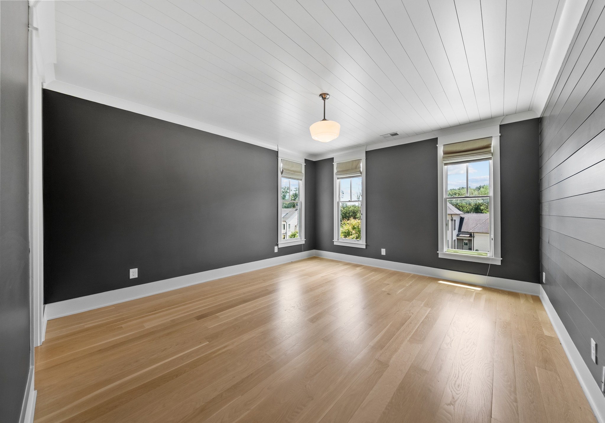 8646 Belladonna Dr