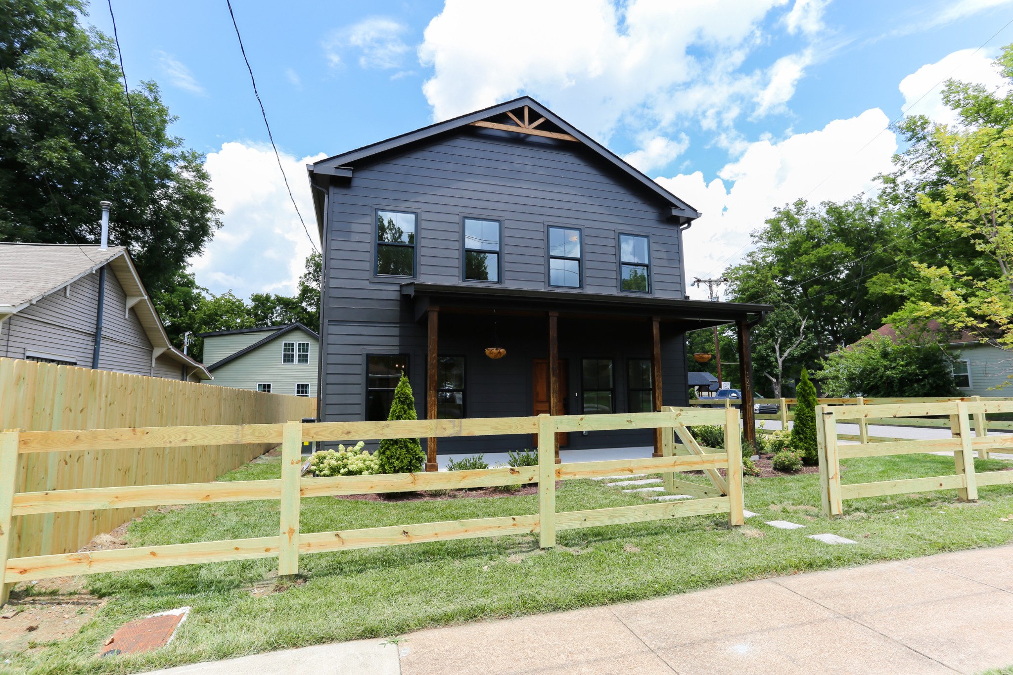 127 Cleveland St