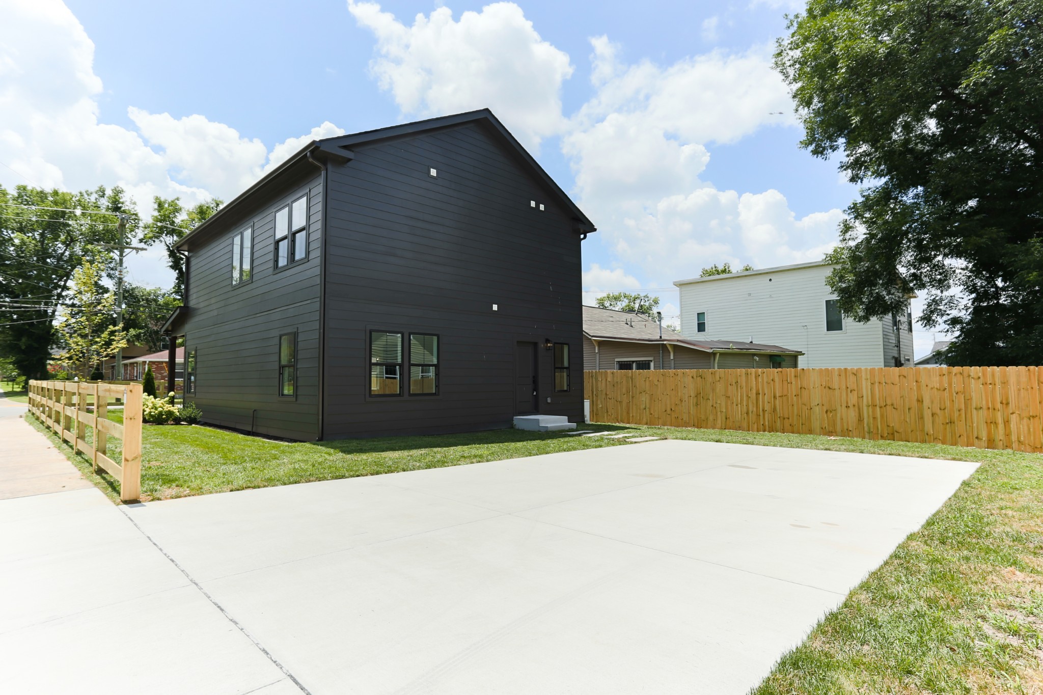 127 Cleveland St