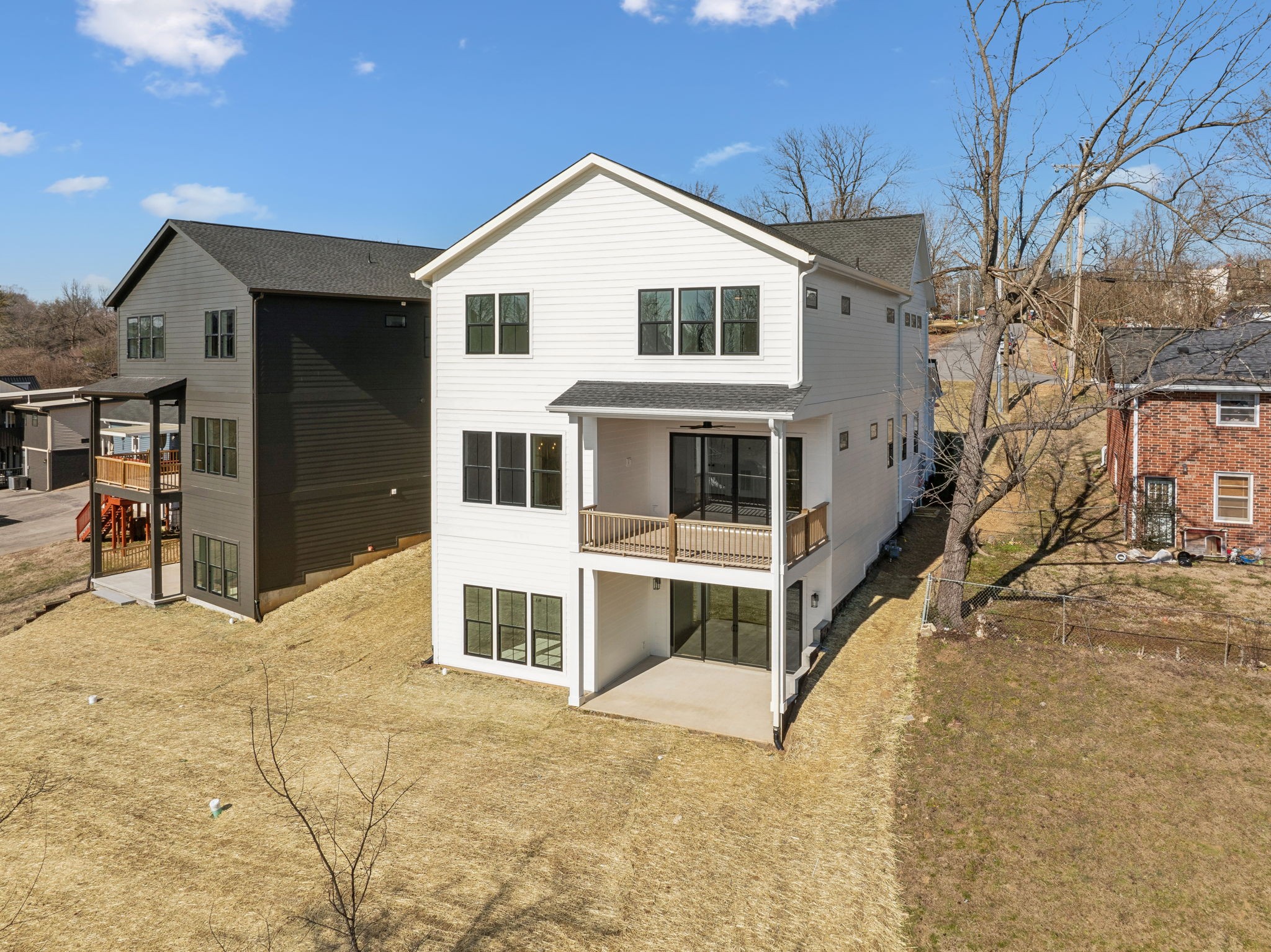 2428 Brittany Dr