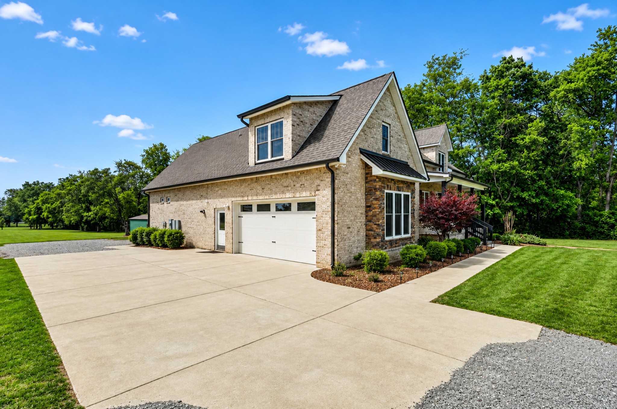 923 Dobbins Pike