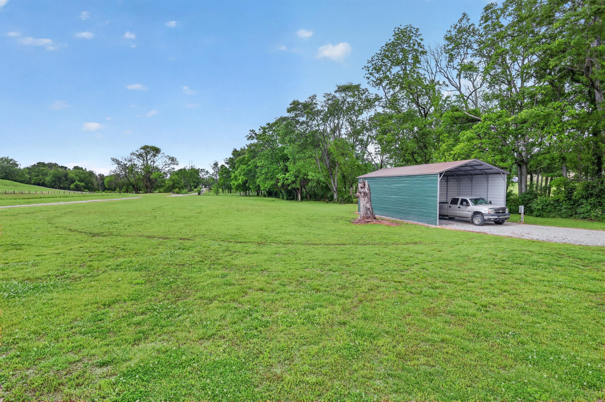 923 Dobbins Pike