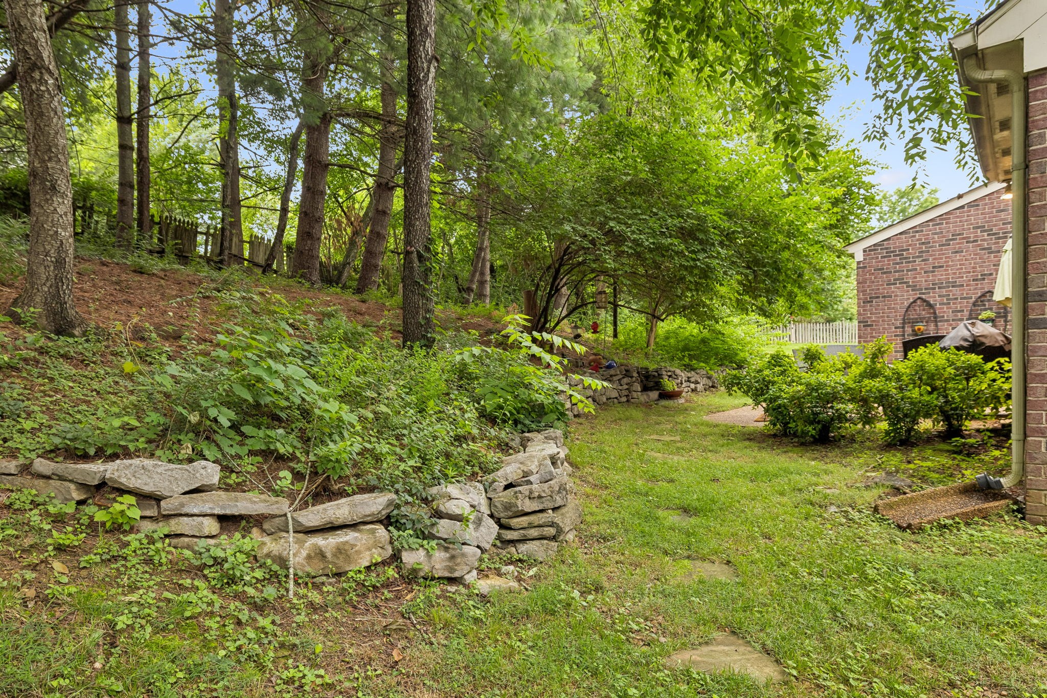 302 Findon Ct