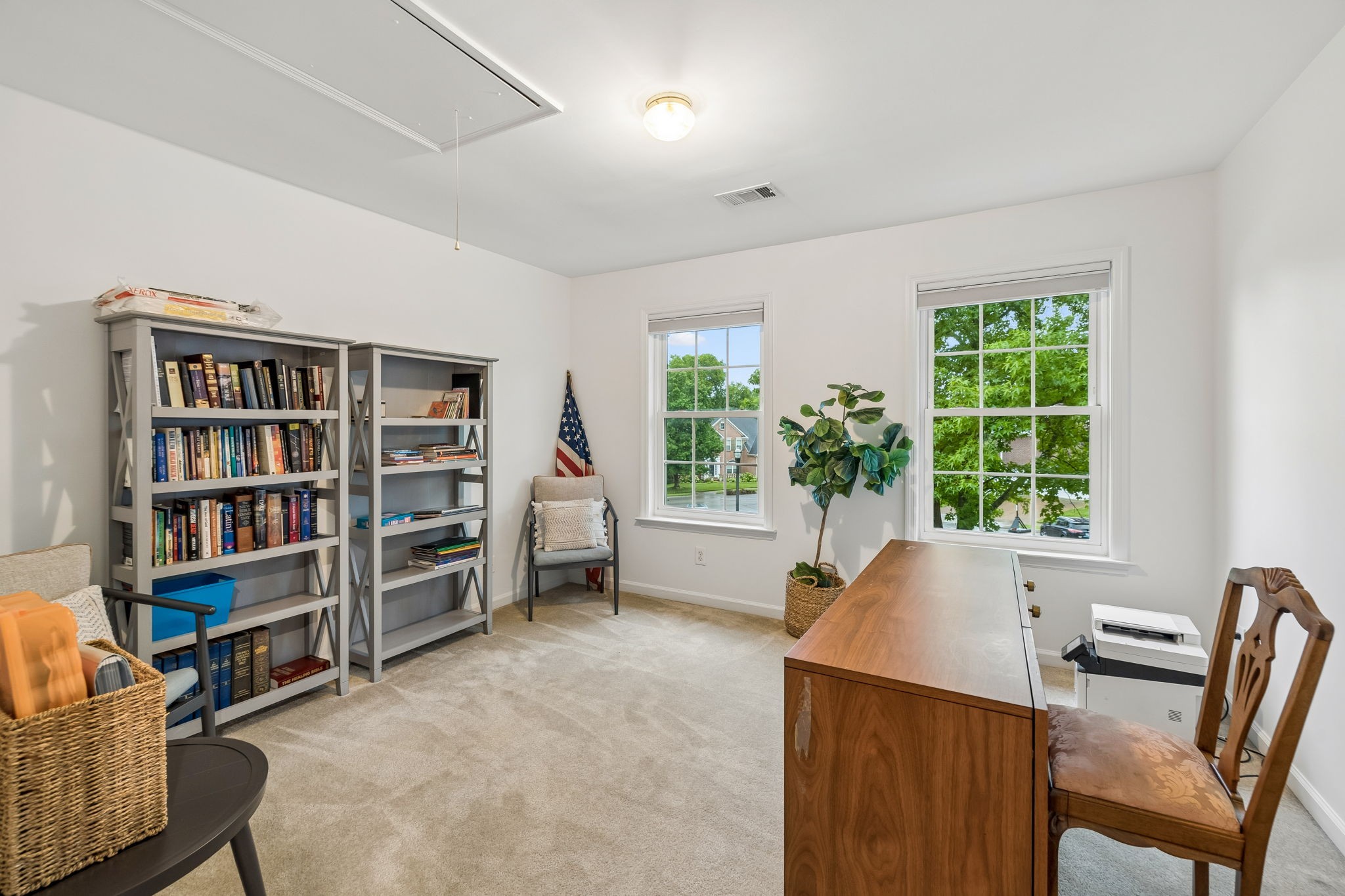 302 Findon Ct