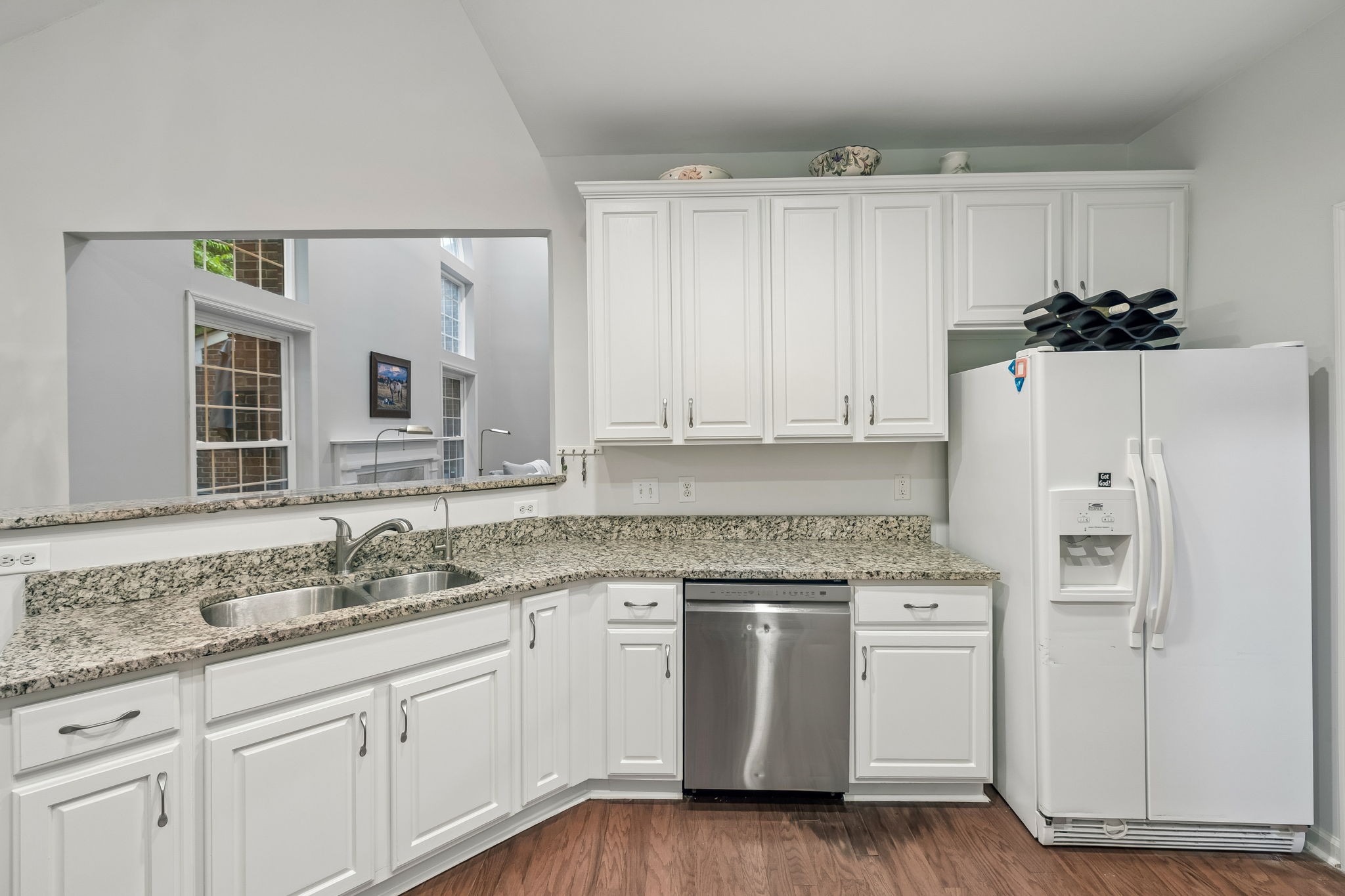 302 Findon Ct