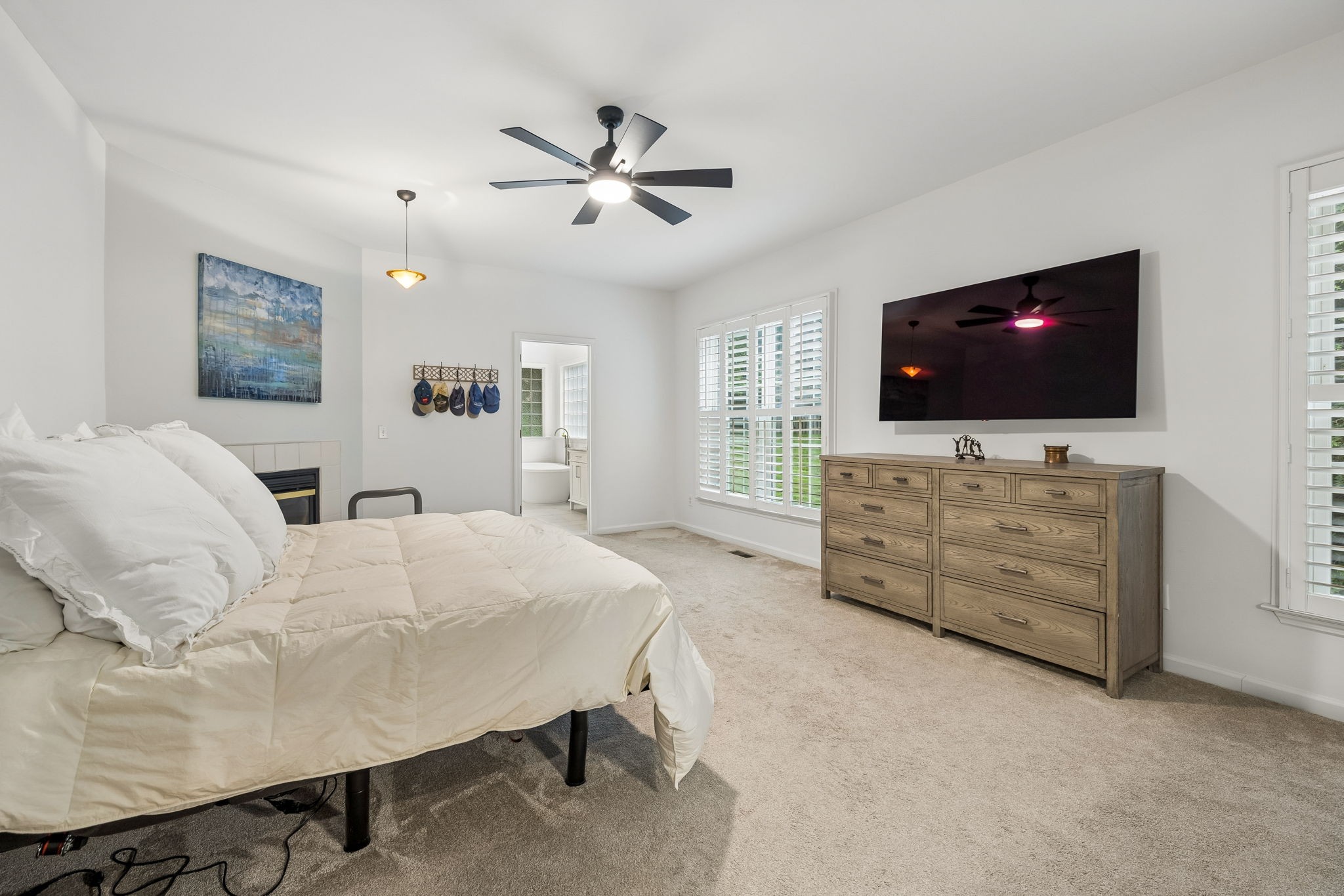 302 Findon Ct