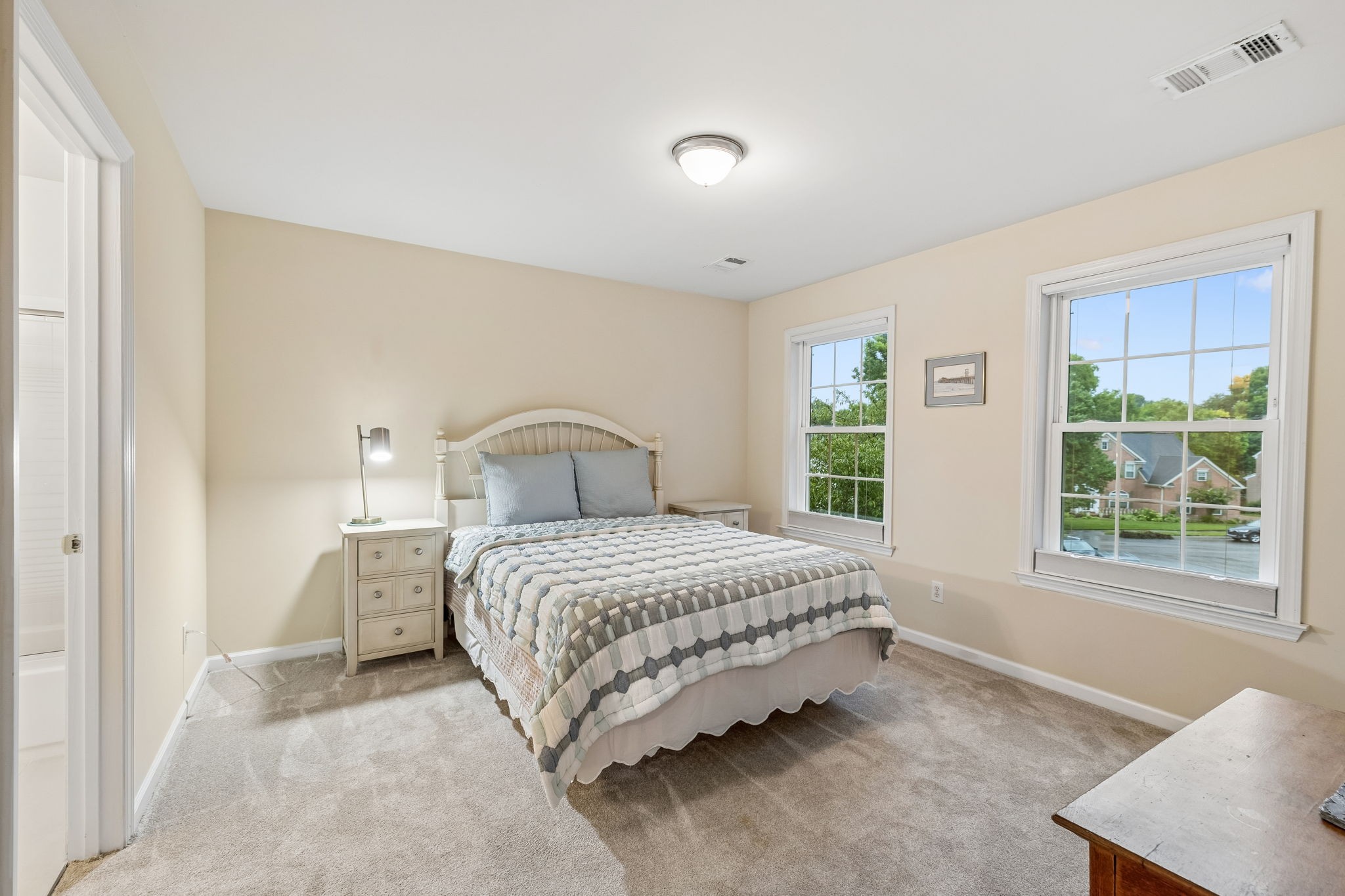 302 Findon Ct