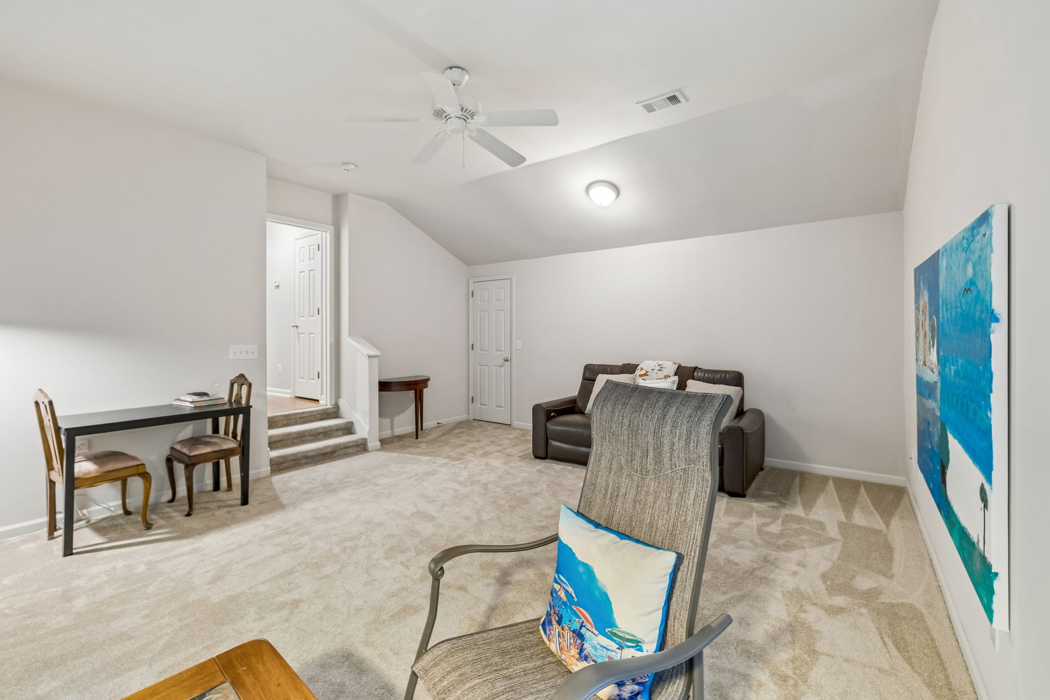 302 Findon Ct