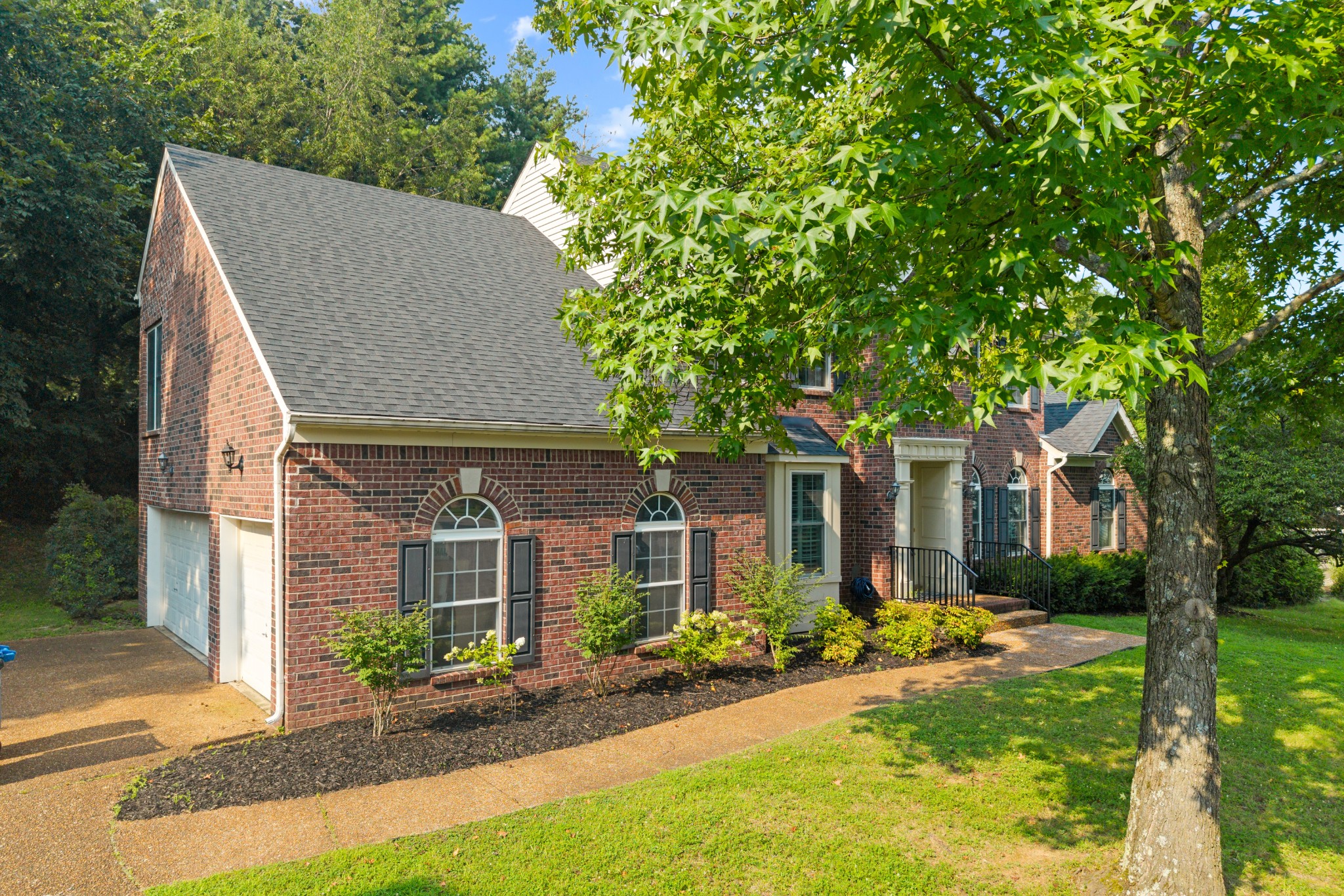 302 Findon Ct
