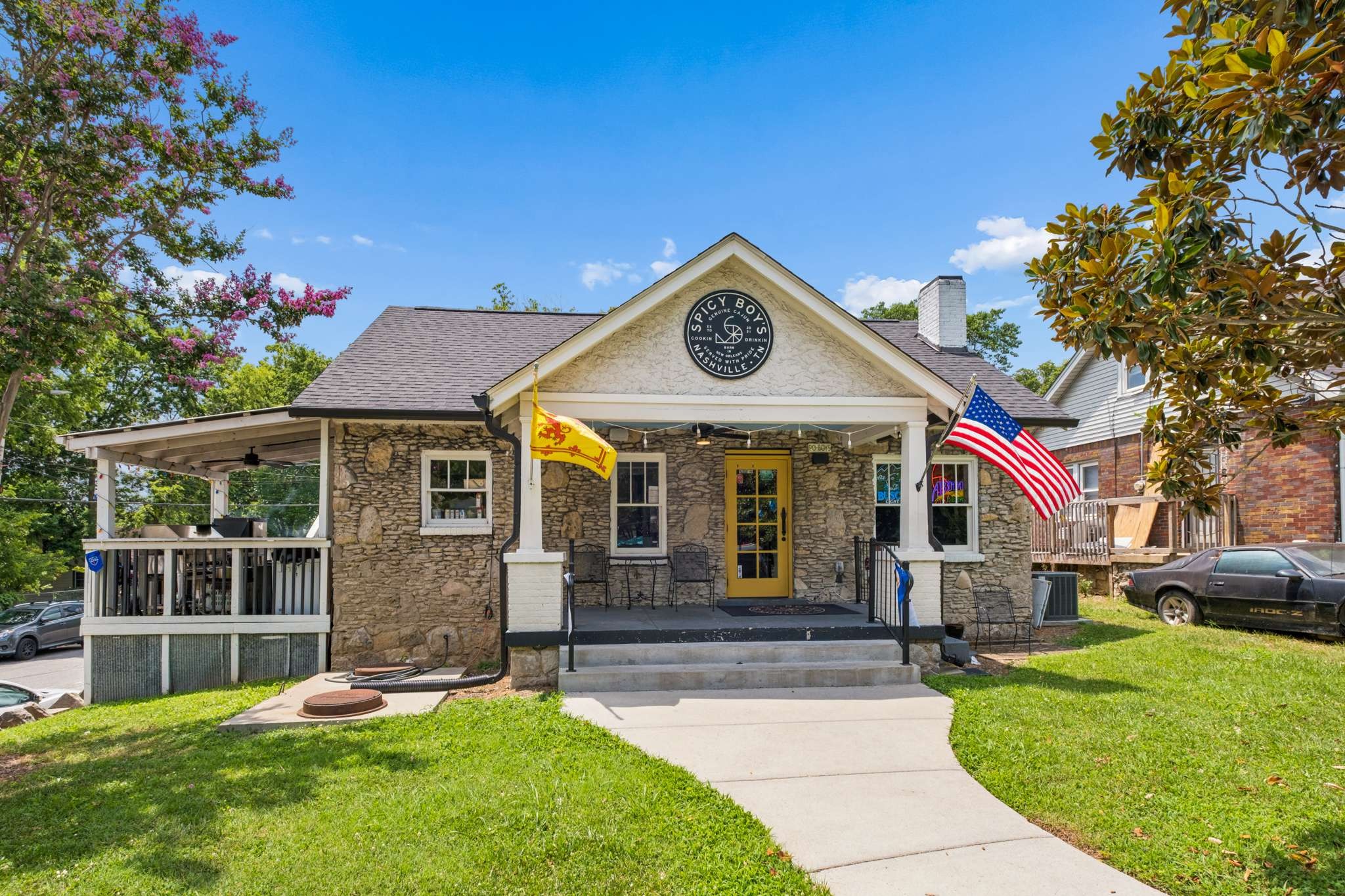 1027 Chicamauga Ave